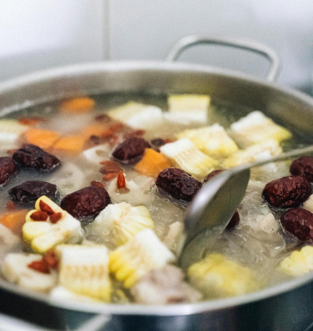 喝湯別踩這些坑，深圳農產品配送公司與您談一談